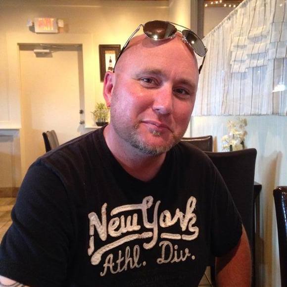 Meet your Posher, Darren - Picture 1 of 2